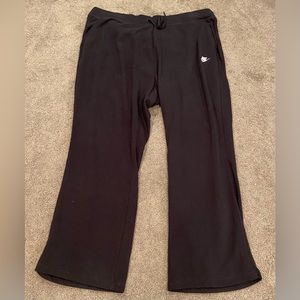 Black Nike sweatpants